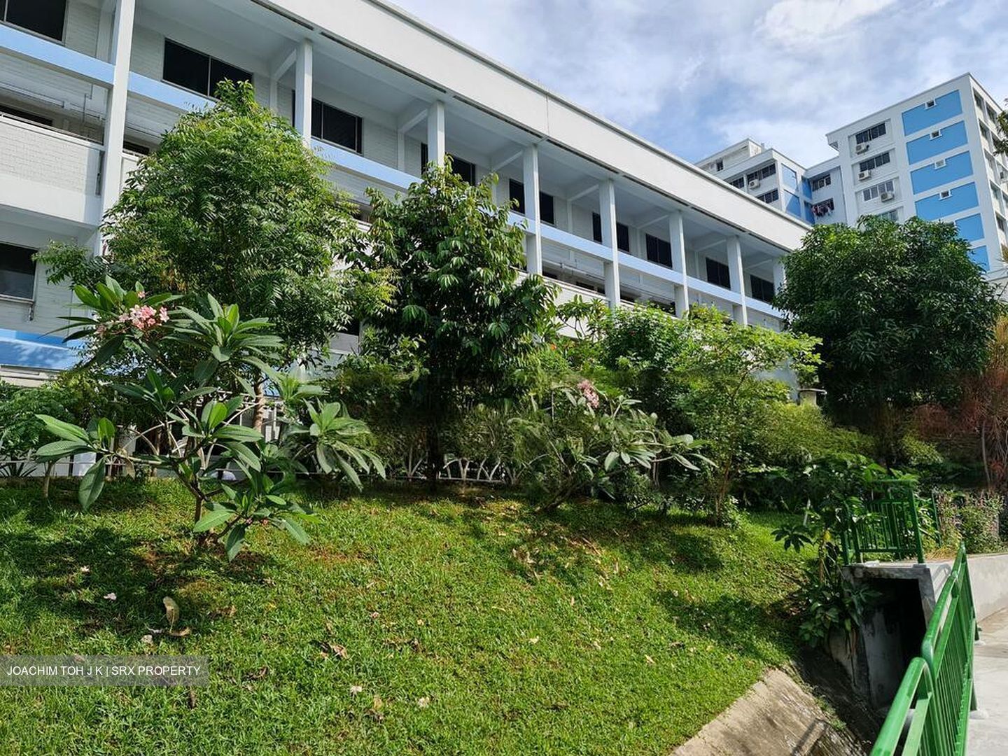 Blk 138 Serangoon North Avenue 2 (Serangoon), HDB Executive #485274151